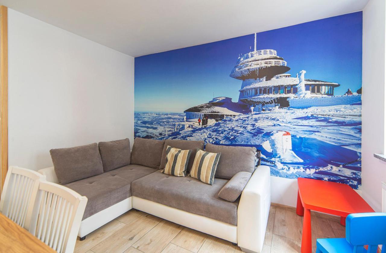 Karpacz4You "Przy Deptaku" Apartament Z Garazem 9,7 - Wiosna W Gorach 2025 Kültér fotó